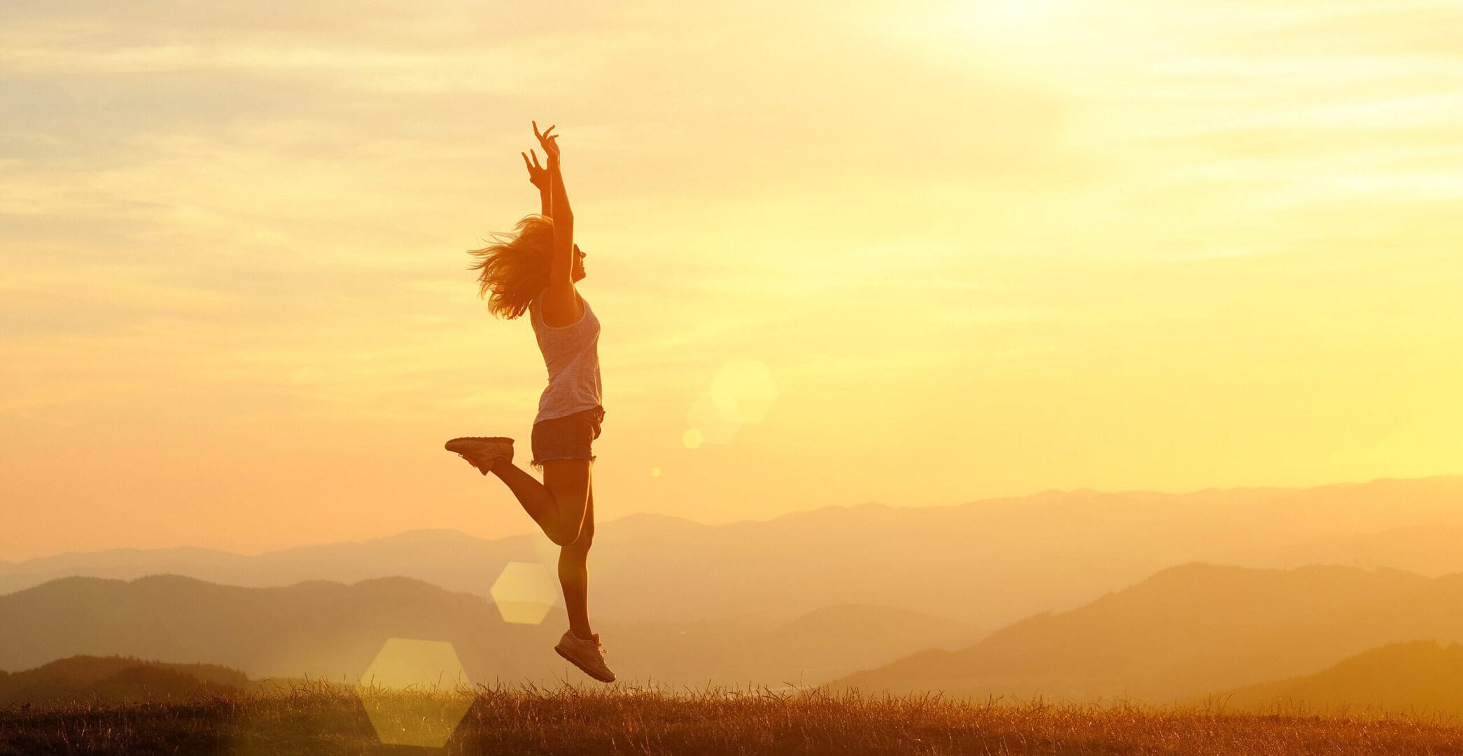 AdobeStock 221395955 scaled e1752570639299 - An Integrative Approach to Chronic Migraines in Florida